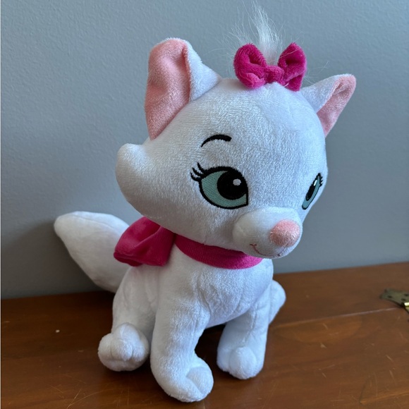 Disney’s Aristocats - Marie - White and Pink Cat Plush 🐱 - Picture 2 of 9